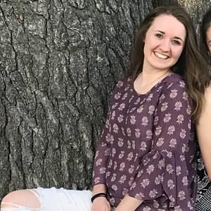 Meet your Posher, Hallie